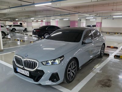 BMW 5 SERIES - 5