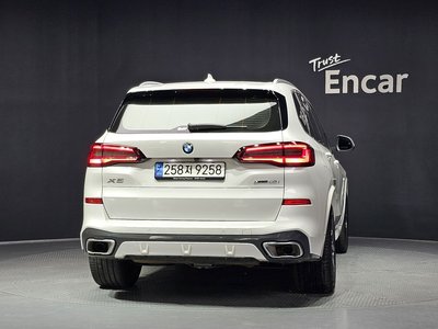 صورة 3 لـ 2023 BMW X5