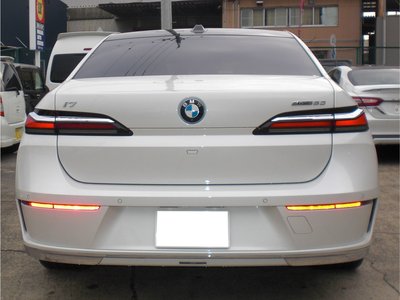 BMW I7 - 5