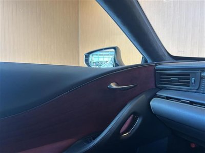 2017 Lexus LC 缩略图 17