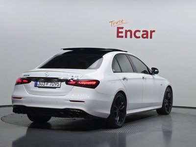 MERCEDES-BENZ E-CLASS - 3