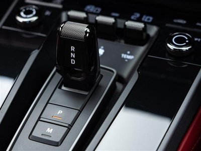 2021 Porsche 911 — миниатюра 22