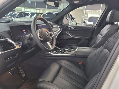 2025 BMW X7 — миниатюра 15