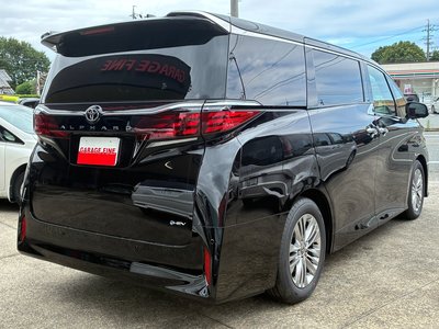 2026 TOYOTA ALPHARD photo 4
