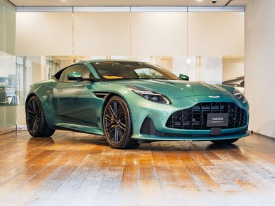 ASTON MARTIN DB12 - 7