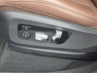 2023 BMW X6 thumbnail 32