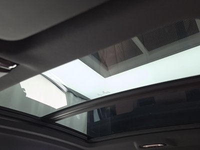 2023 BMW X6 thumbnail 24
