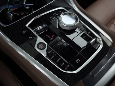 2023 BMW X6 thumbnail 12