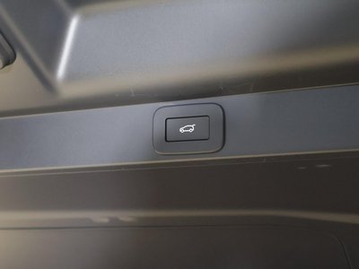 2025 LAND Rover RANGE ROVER — миниатюра 28