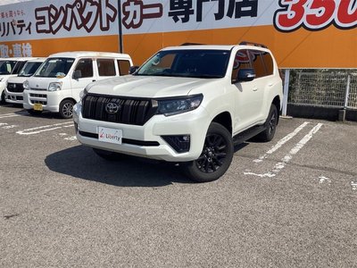 TOYOTA LAND CRUISER PRADO - 10