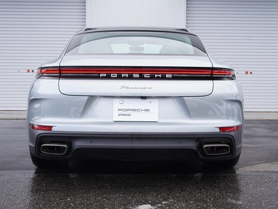 PORSCHE PANAMERA - 8