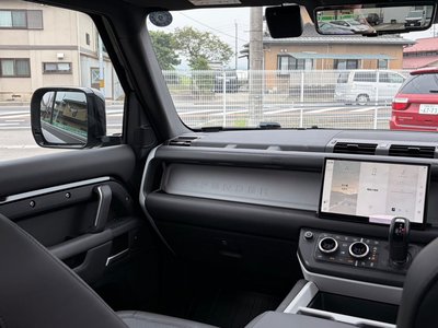 2025 LAND Rover DEFENDER 缩略图 21