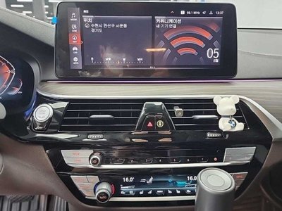 BMW 6 SERIES GT - 10