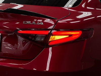 2017 ALFA Romeo JULIA 照片 15