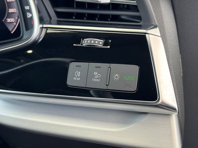2020 AUDI Q8 thumbnail 82