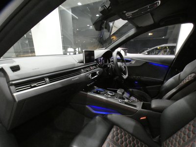 2019 AUDI RS4 AVANT 照片 4