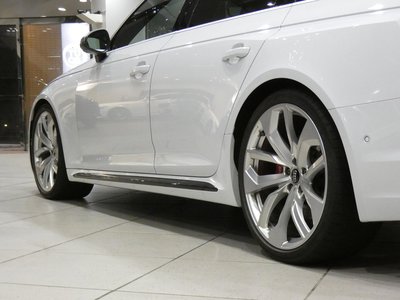 صورة مصغرة 18 لـ 2019 AUDI RS4 AVANT