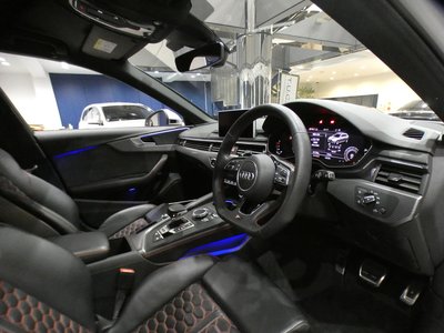 صورة مصغرة 15 لـ 2019 AUDI RS4 AVANT
