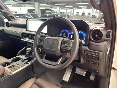 2024 Toyota LAND CRUISER 250 — миниатюра 21