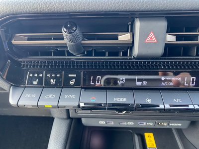 2024 Toyota LAND CRUISER 250 — миниатюра 16