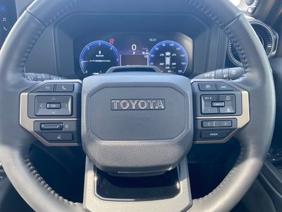 2024 Toyota LAND CRUISER 250 — миниатюра 11