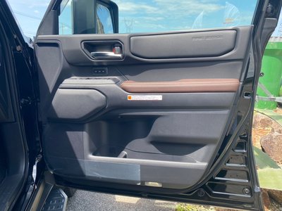 2024 Toyota LAND CRUISER 250 photo 9