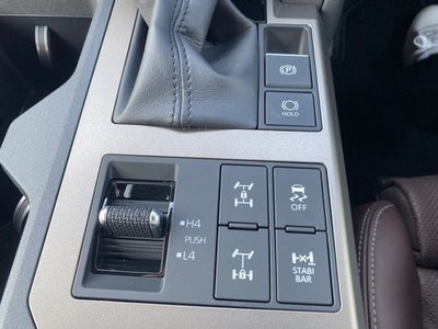 2024 Toyota LAND CRUISER 250 — миниатюра 23
