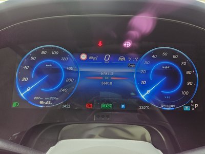MERCEDES-BENZ EQS - 4