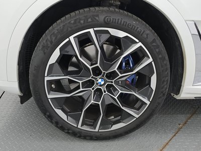 BMW X7 - 6