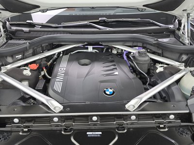 BMW X7 - 7