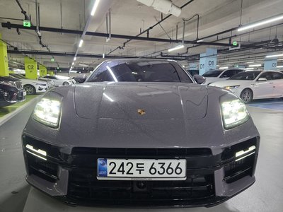 صورة 1 لـ 2025 Porsche PANAMERA