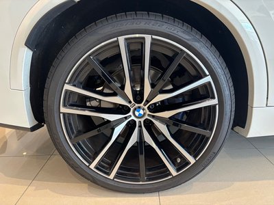 2025 BMW X5 — миниатюра 31