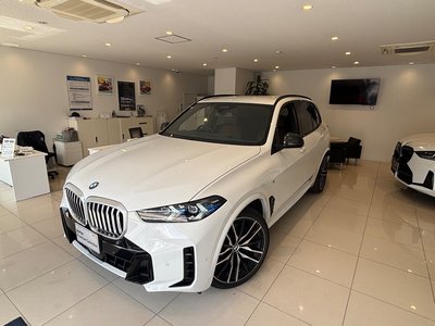 2025 BMW X5 — фото 1