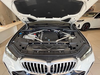 2025 BMW X5 — миниатюра 34