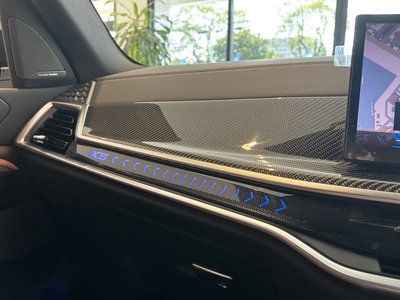 2025 BMW X5 — миниатюра 22