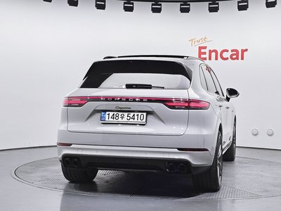 PORSCHE CAYENNE - 3