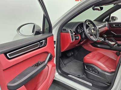 PORSCHE CAYENNE - 10