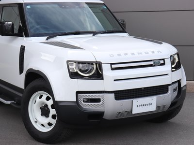 LAND ROVER DEFENDER - 9