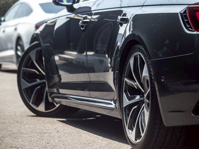 2019 AUDI RS4 AVANT 照片 9