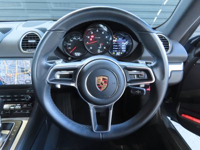 2018 Porsche 718 — фото 14