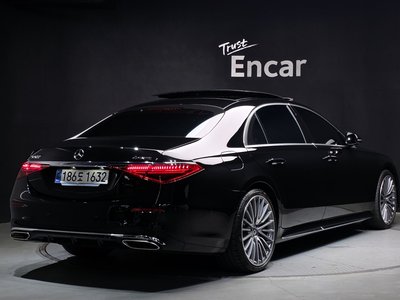 2025 Mercedes-BENZ S-CLASS photo 3