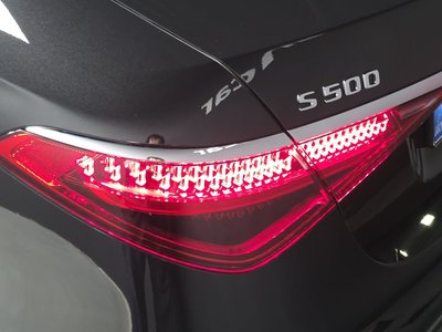 2025 Mercedes-BENZ S-CLASS photo 10