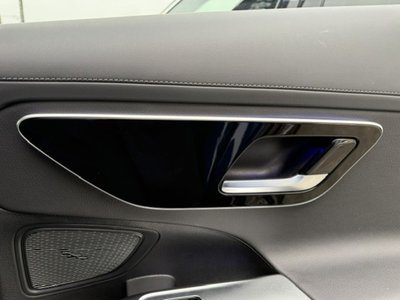 صورة مصغرة 14 لـ 2025 MERCEDES-BENZ C-CLASS