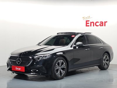 MERCEDES-BENZ E-CLASS - 1