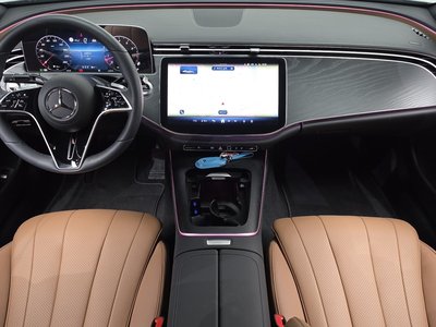 MERCEDES-BENZ E-CLASS - 5