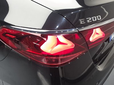 MERCEDES-BENZ E-CLASS - 10