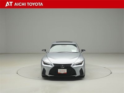 LEXUS IS - 9