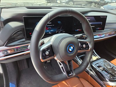 BMW I7 - 7