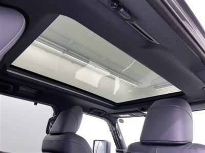2025 Lexus GX photo 3
