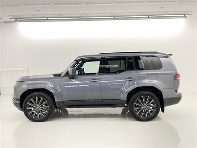 2025 Lexus GX — миниатюра 17